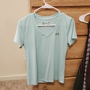 Under Armour Women's Aqua V-Neck Tee
